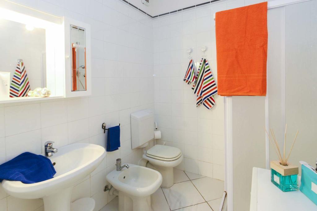 Il Porto Trilocale Nr.7 Apartment Porto Azzurro Luaran gambar