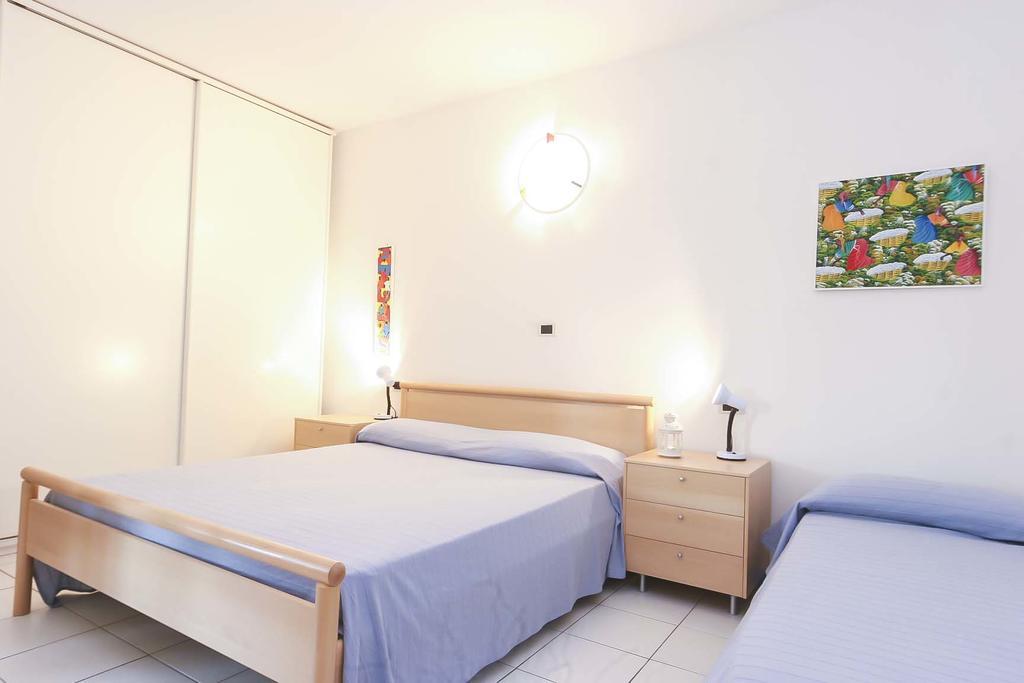 Il Porto Trilocale Nr.7 Apartment Porto Azzurro Luaran gambar