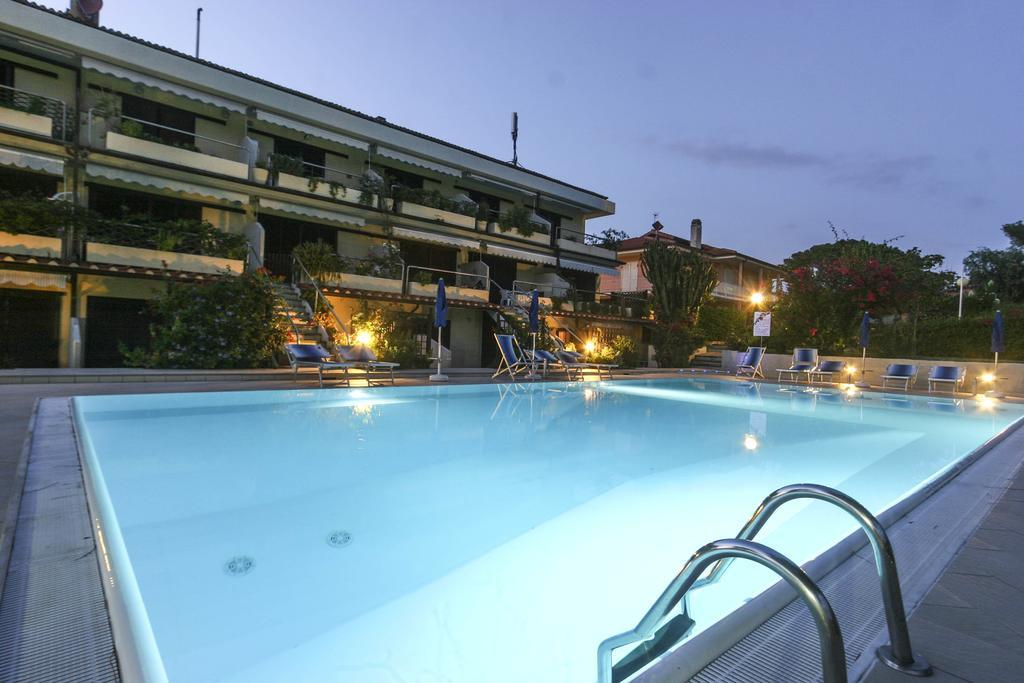 Il Porto Trilocale Nr.7 Apartment Porto Azzurro Luaran gambar